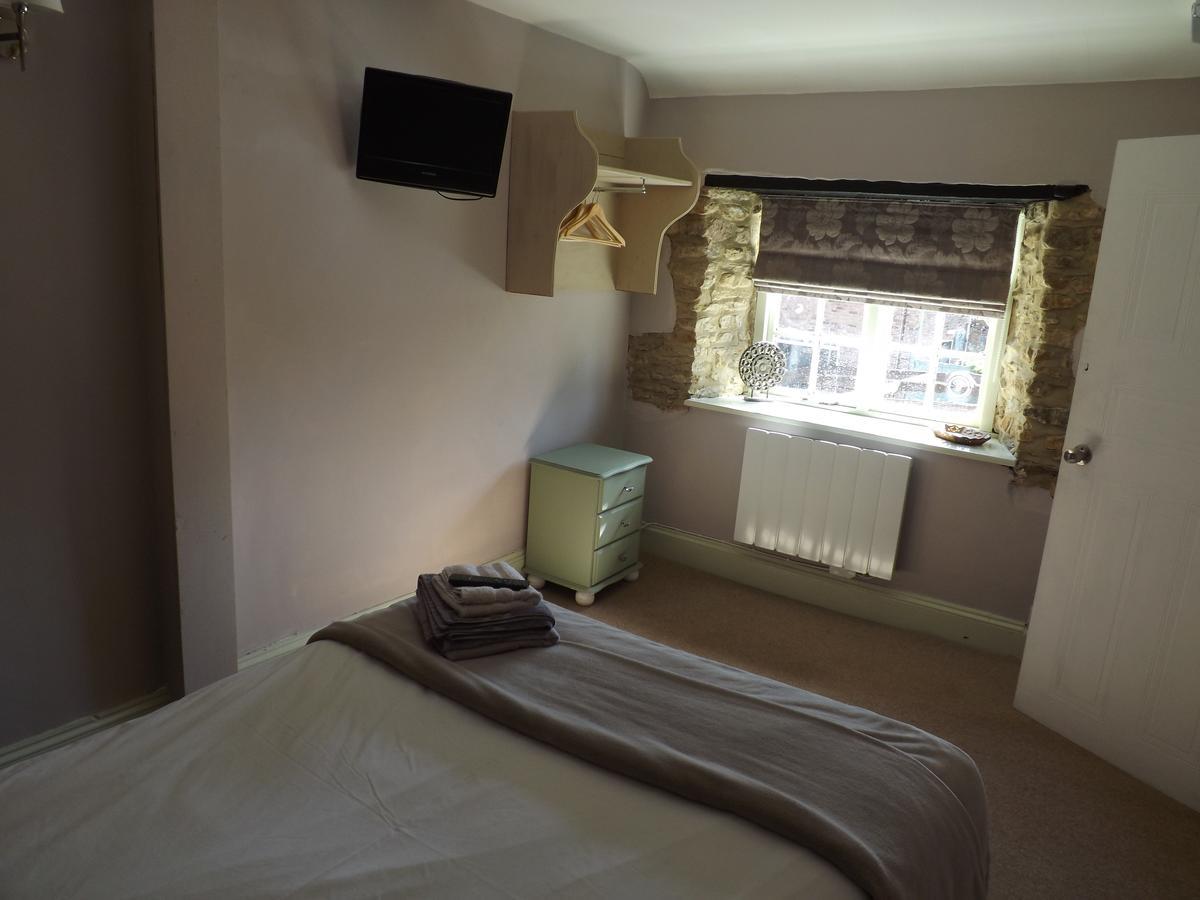 The Vane Arms Hotell Sudborough Exteriör bild